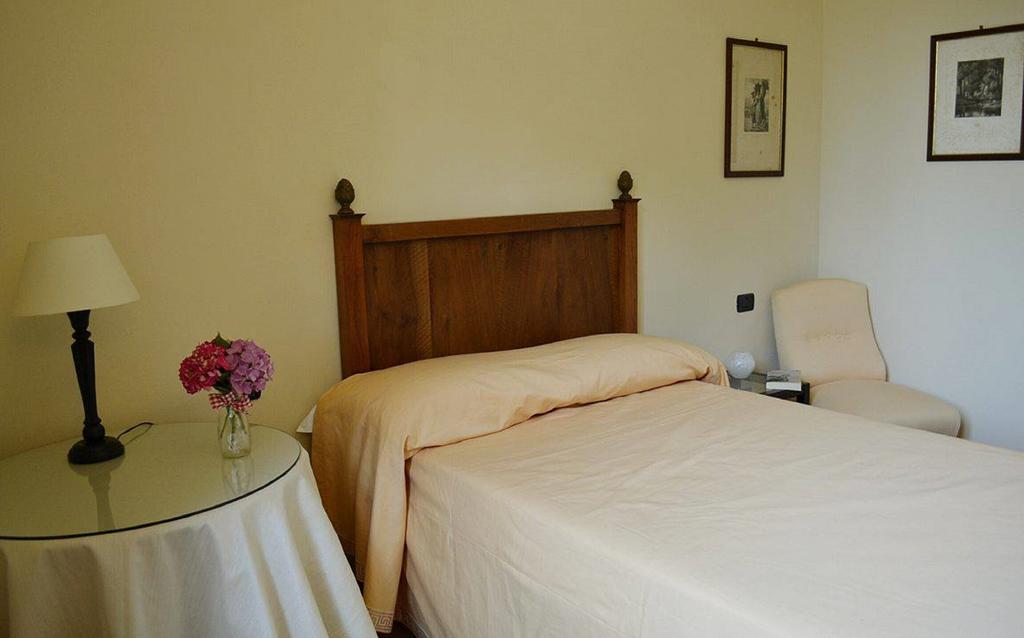 Agriturismo Fiamberta Bed & Breakfast แชร์โตซา ดิ ปาเวีย ภายนอก รูปภาพ