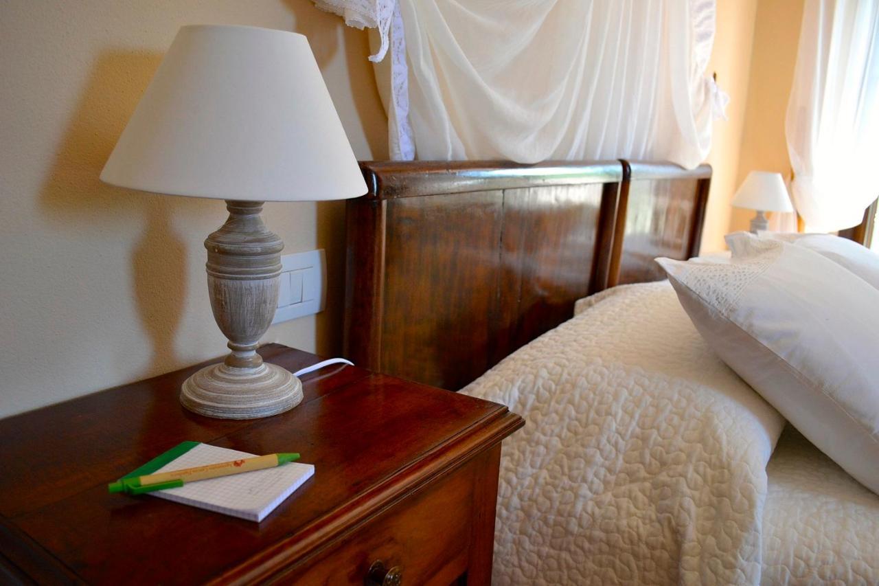 Agriturismo Fiamberta Bed & Breakfast แชร์โตซา ดิ ปาเวีย ภายนอก รูปภาพ